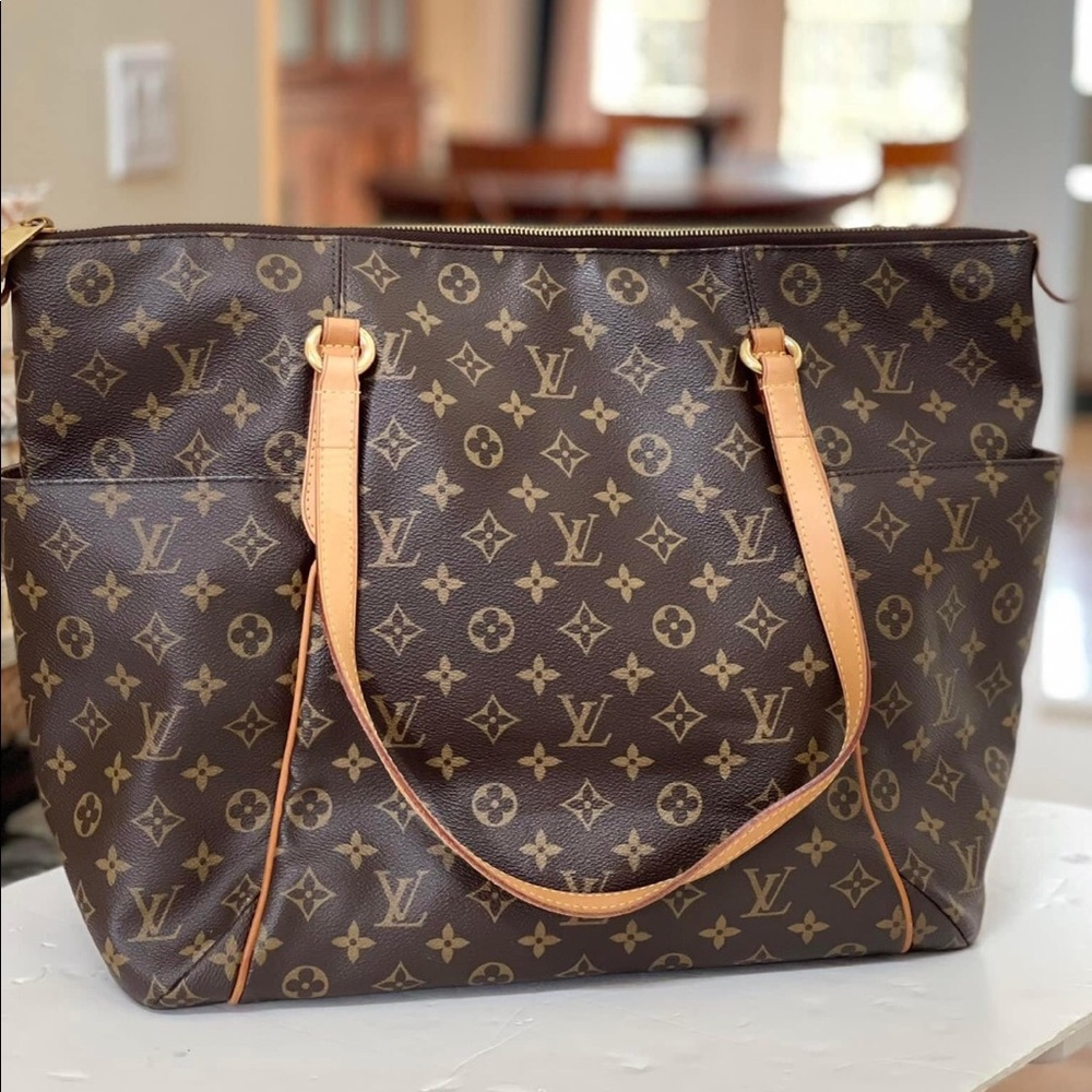 💎TOP ZIPPER💎 Louis Vuitton X large tote